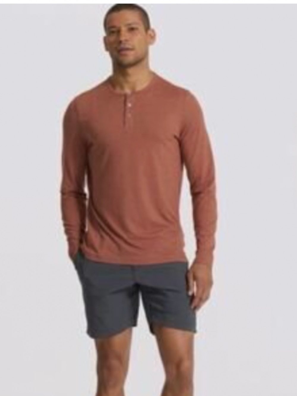 Vuori Long-Sleeve Ease Perf Performance Henley Brown Size XL